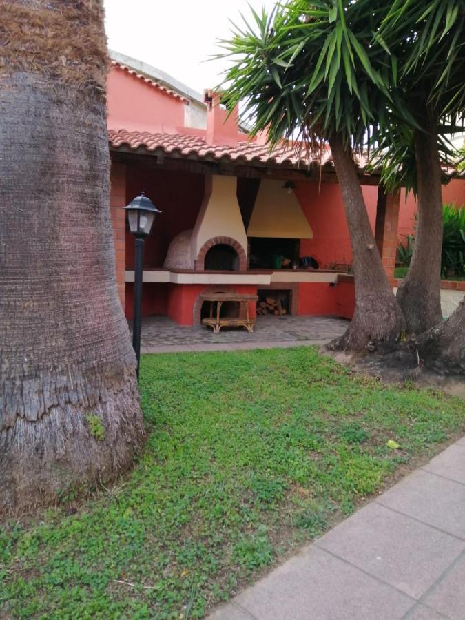 Piazza San Giorgio Hotel Dolianova Екстериор снимка