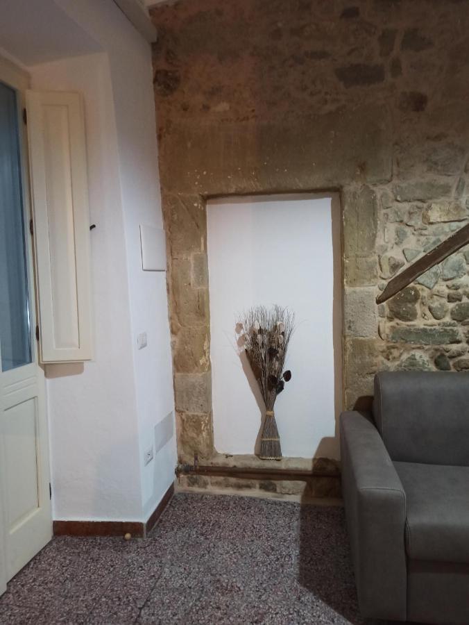 Piazza San Giorgio Hotel Dolianova Екстериор снимка