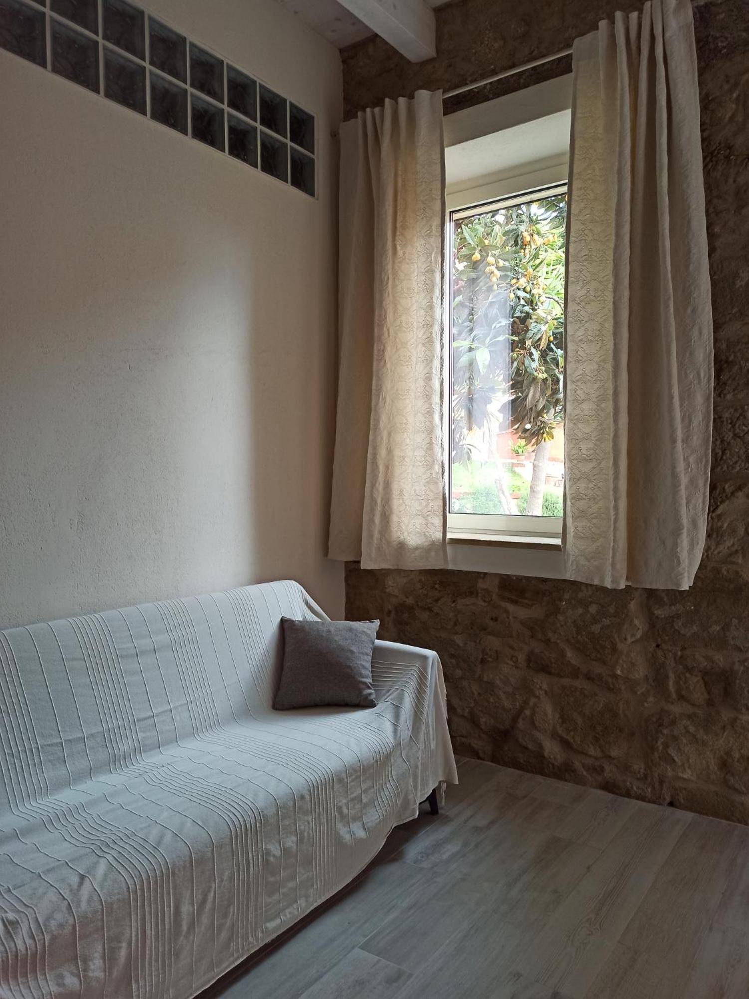 Piazza San Giorgio Hotel Dolianova Екстериор снимка