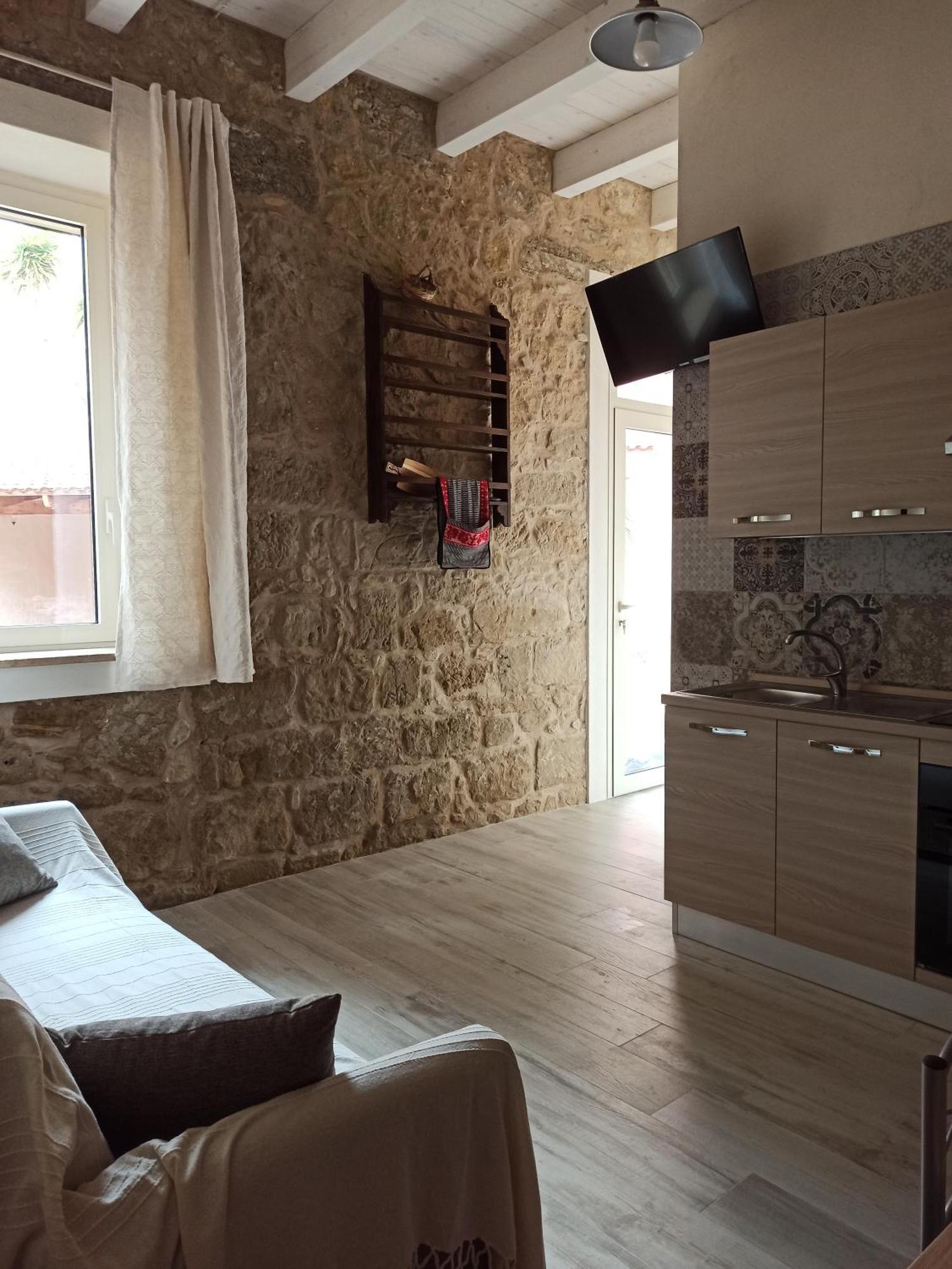 Piazza San Giorgio Hotel Dolianova Екстериор снимка