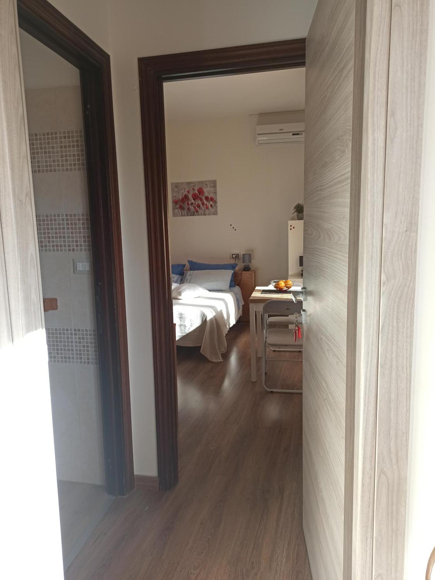 Piazza San Giorgio Hotel Dolianova Стая снимка